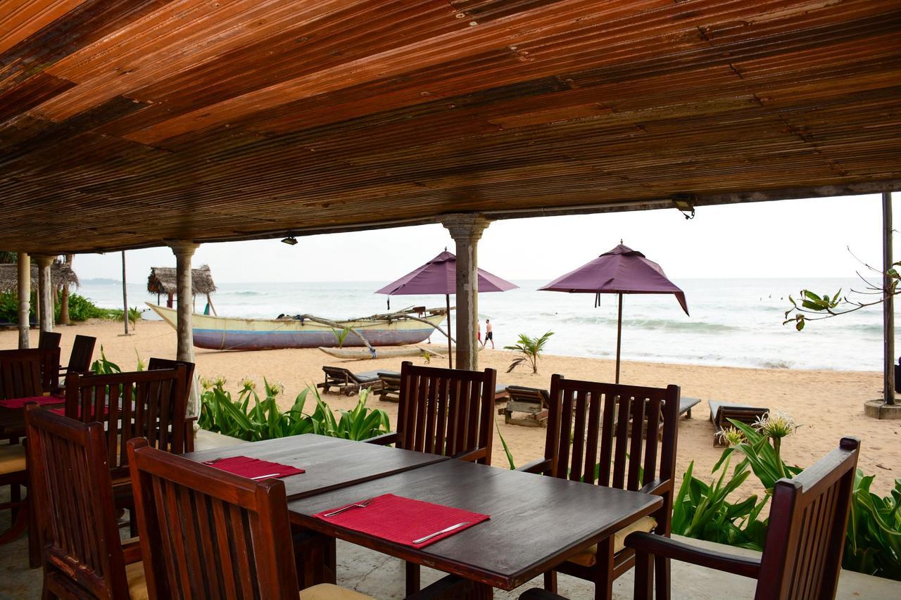 Ranmal Beach Hotel Hikkaduwa Eksteriør billede