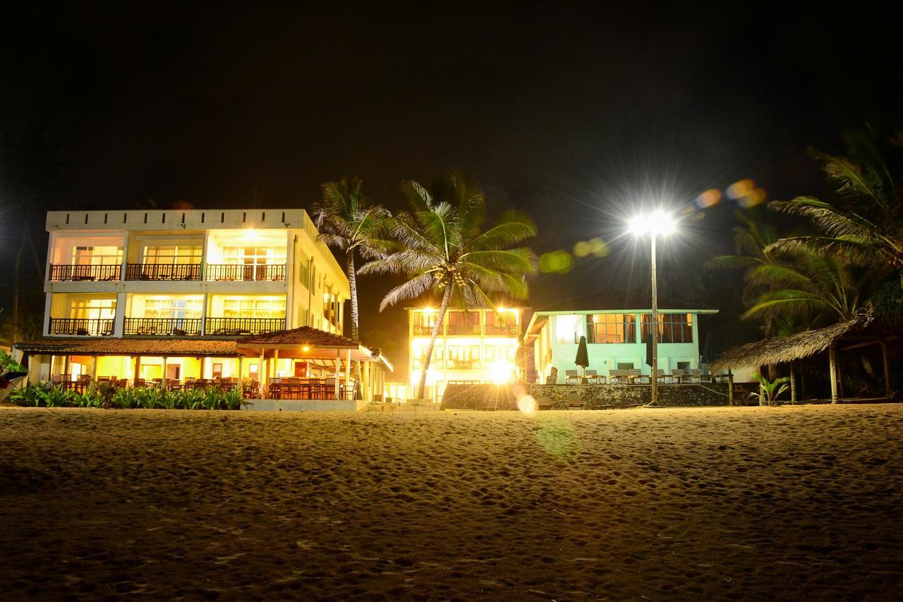 Ranmal Beach Hotel Hikkaduwa Eksteriør billede