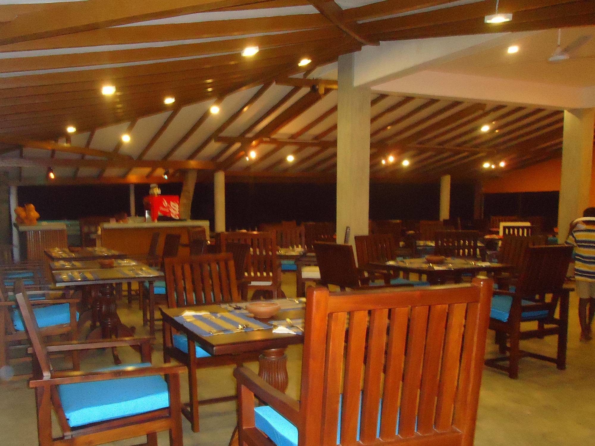Ranmal Beach Hotel Hikkaduwa Eksteriør billede